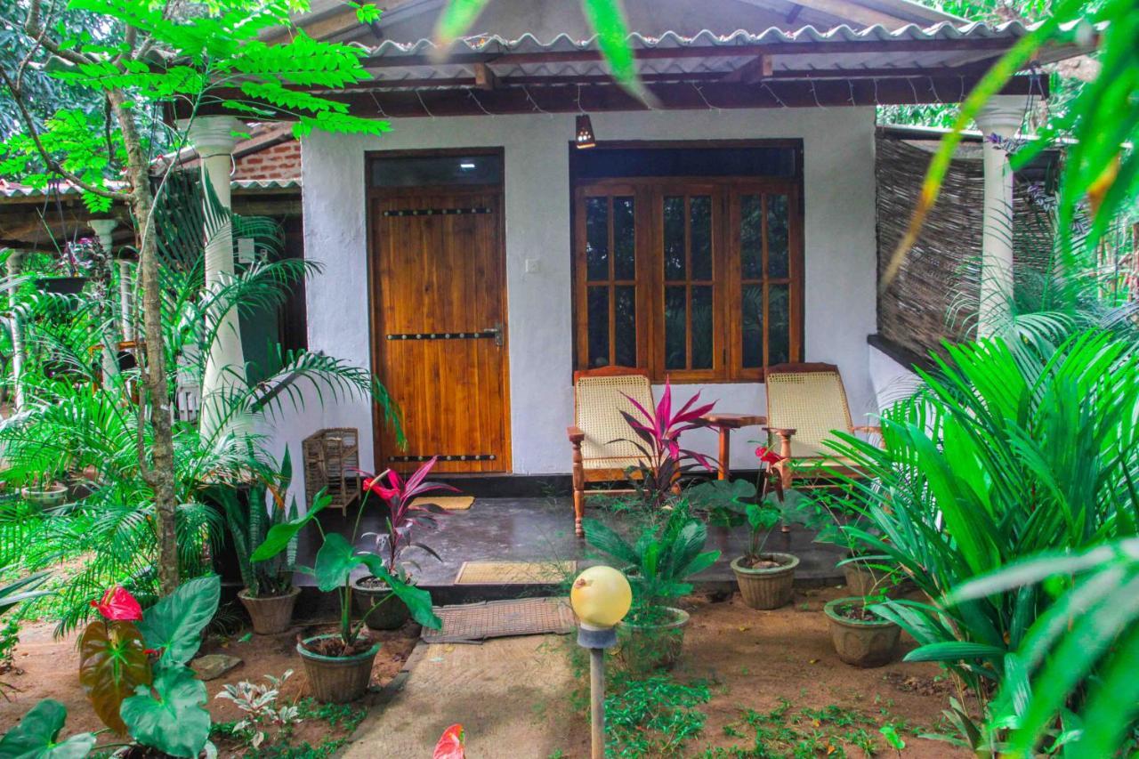 Manju Homestay Sigiriya Eksteriør billede