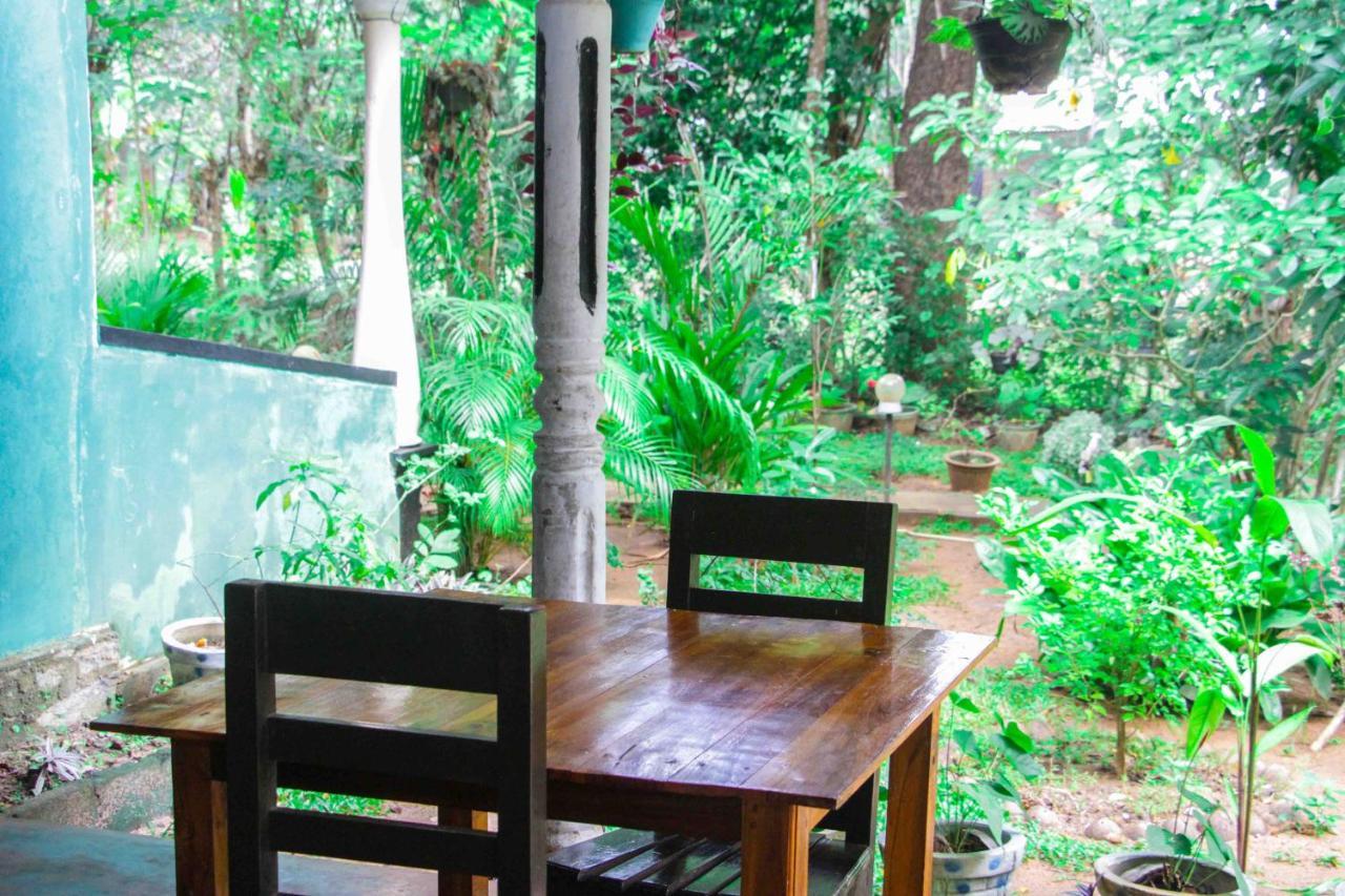 Manju Homestay Sigiriya Eksteriør billede
